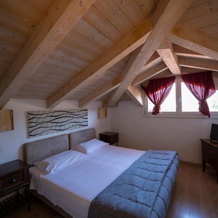 Villa Bellaria Riva del Garda Luaran gambar